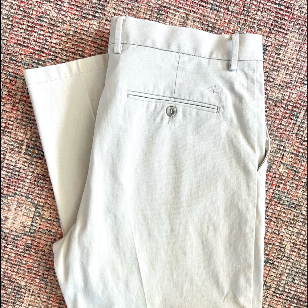 Dockers Classic Dockers Khaki Pants 38W X 32L